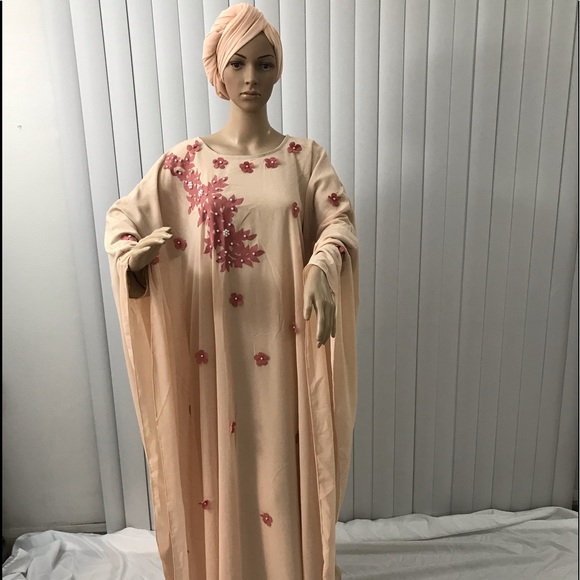 Dress - Picture 2 of 8